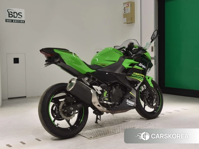 Проданный Kawasaki NINJA 250 2018 из Японии, фото 2