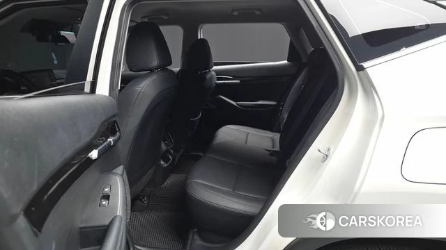 Kia Seltos id 4396083 из Кореи 18