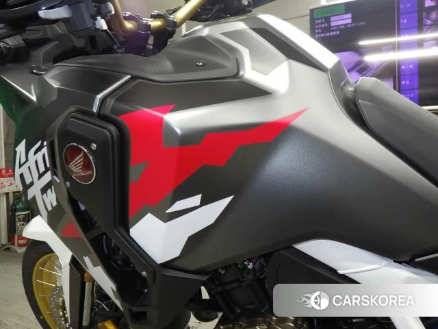 Honda CRF1100L AFRICA TWIN DCT id 3949797 из Японии 18