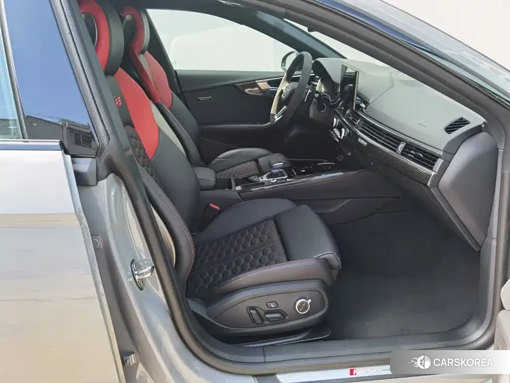 Audi RS 5 id 4674284 из Китая 18