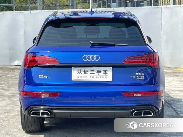 Audi Q5L id 4348844 из Китая 18