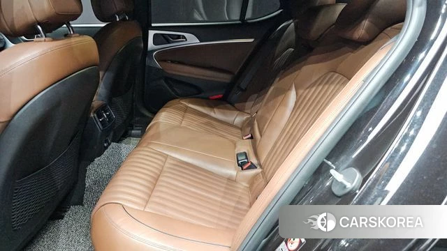 Genesis G70 id 4746998 из Кореи 18
