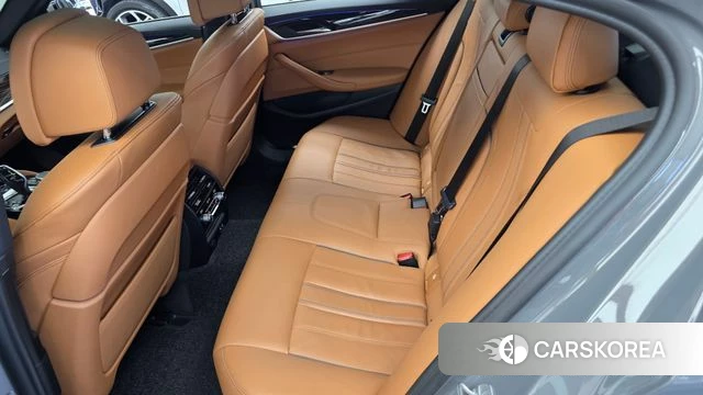 BMW 5 Series (G30) id 4864639 из Кореи 18