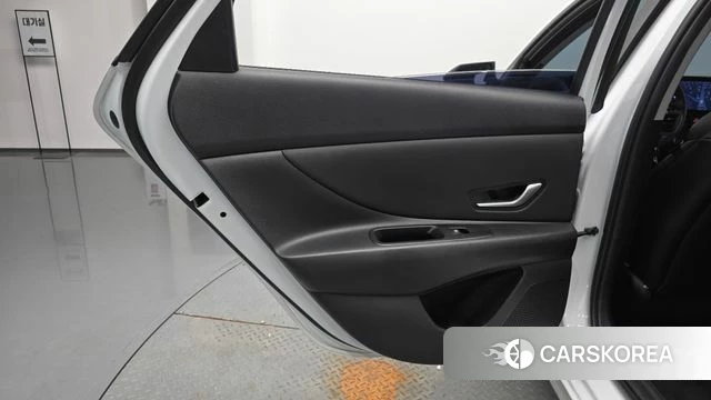 Hyundai Avante Hybrid (CN7) id 4561160 из Кореи 18