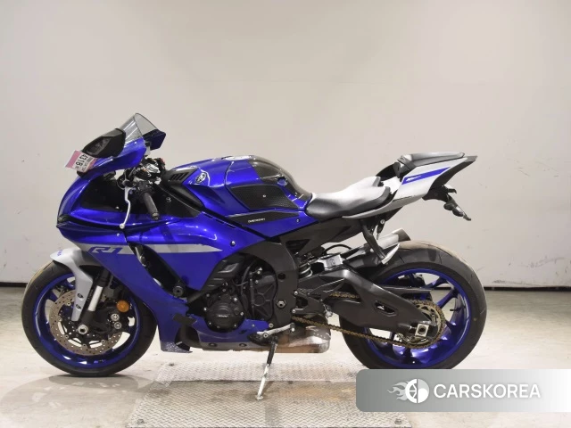 Yamaha YZF-R1 id 4183214 из Японии 18