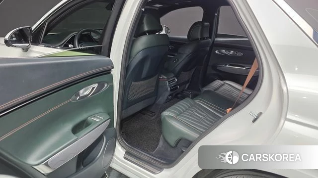 Genesis GV70 id 4186548 из Кореи 18