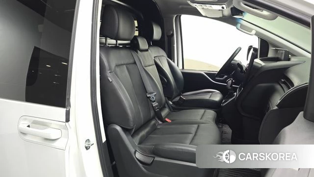 Hyundai Staria id 4893466 из Кореи 18