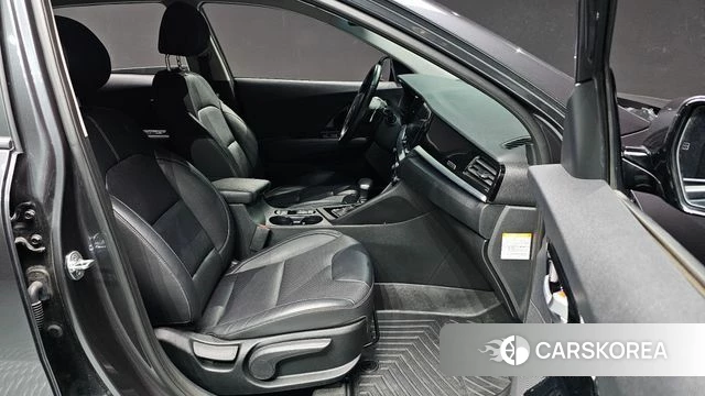 Kia The New Niro id 4542430 из Кореи 18