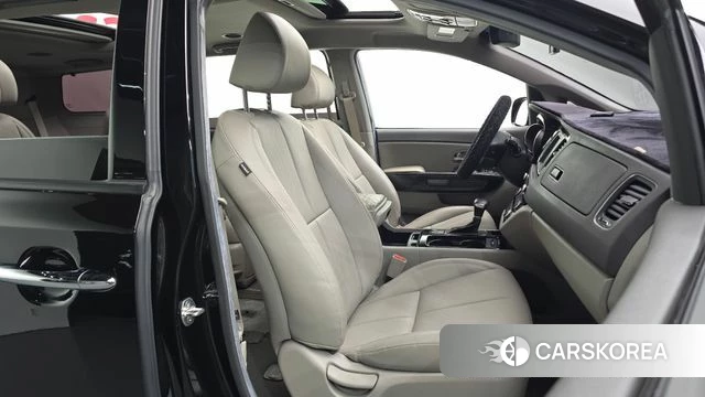 Kia All New Carnival id 4882734 из Кореи 18