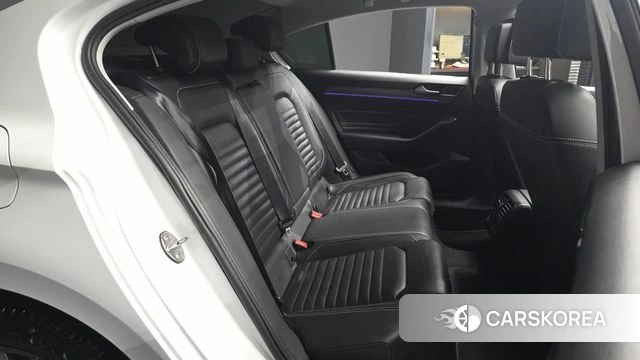 Volkswagen Passat GT (B8) id 4402276 из Кореи 18