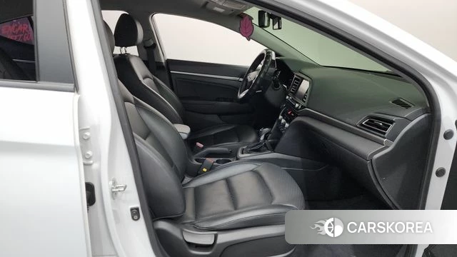 Hyundai The New Avante AD id 4465518 из Кореи 18