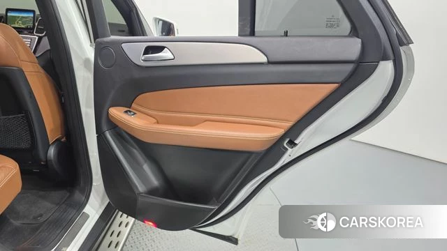 Mercedes-Benz GLE - Class W166 id 4658269 из Кореи 18