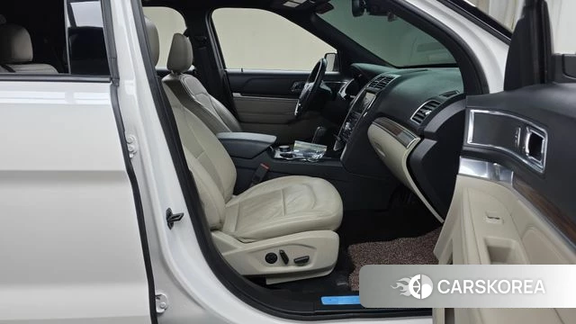 Ford Explorer id 4849847 из Кореи 18