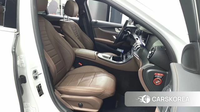 Mercedes-Benz E-Class W213 id 4665904 из Кореи 18
