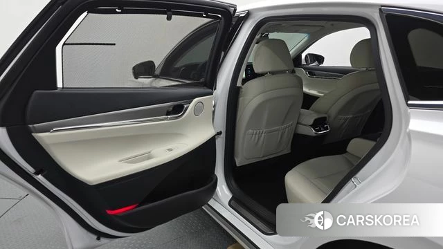 Hyundai The New Grandeur IG Hybrid id 4768908 из Кореи 18