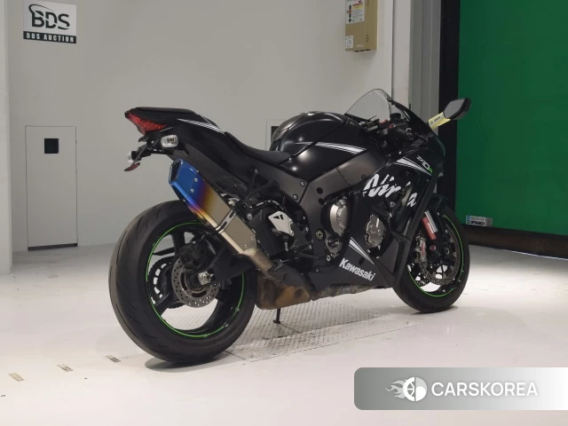 Проданный Kawasaki ZX-10R NINJA ABS 2016 из Японии, фото 2