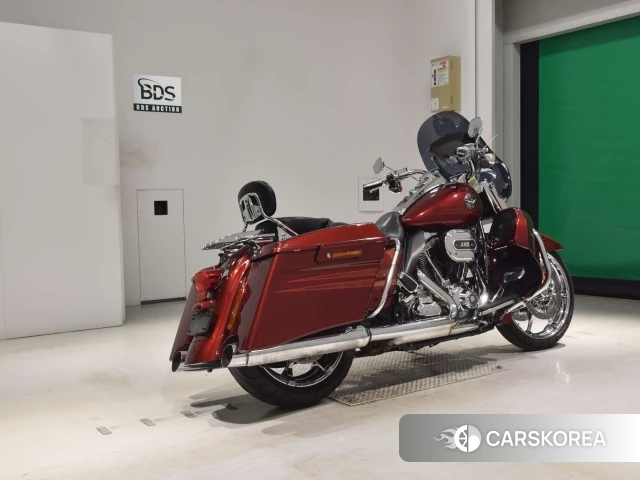 Проданный Harley-Davidson Road King Custom FLHRSE1800CVO 2013 из Японии, фото 2