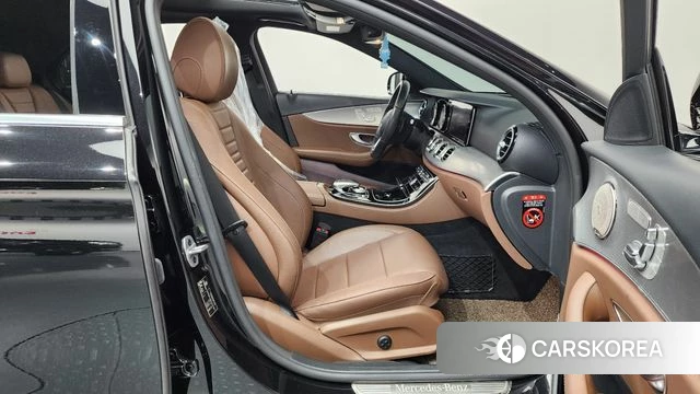 Mercedes-Benz E-Class W213 id 4770285 из Кореи 18