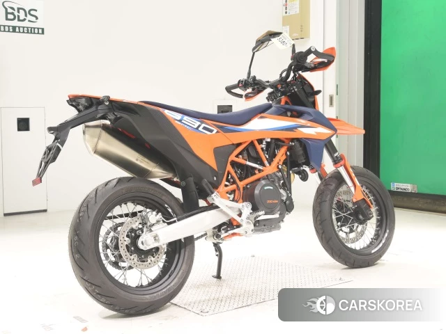 Проданный KTM 690 SMC R 2023 из Японии