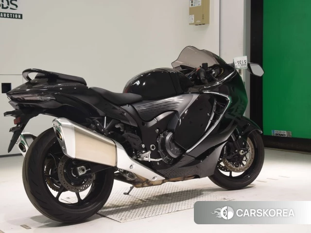 Проданный Suzuki GSX1300R HAYABUSA 2022 из Японии, фото 2