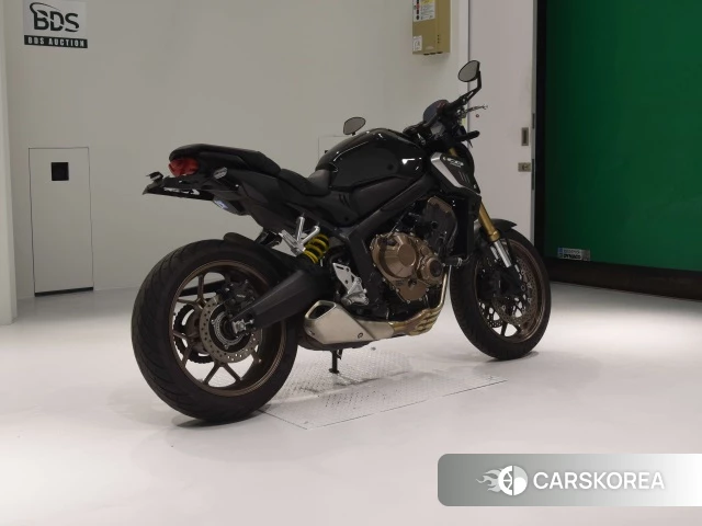 Проданный Honda CB650R 2019 из Японии, фото 2