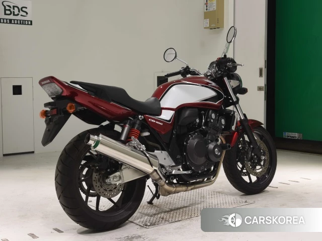 Проданный Honda CB400SF ABS 2022 из Японии, фото 2