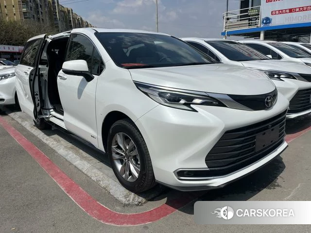 Toyota Saina id 4274469 из Китая 18