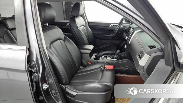 Ssangyong Rexton Sports id 4403547 из Кореи 18