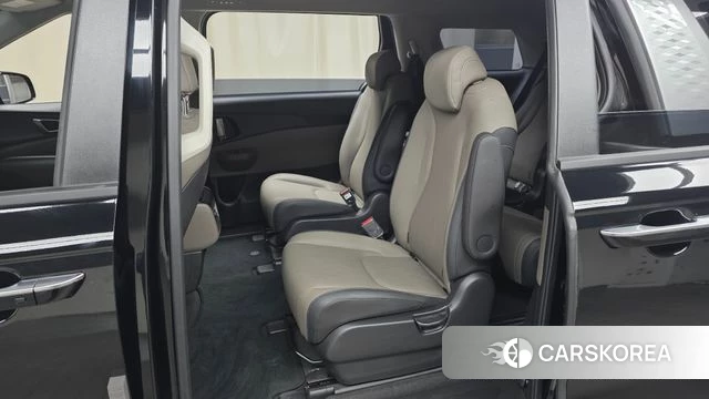 Kia The New Carnival 4th Generation id 4230294 из Кореи 18