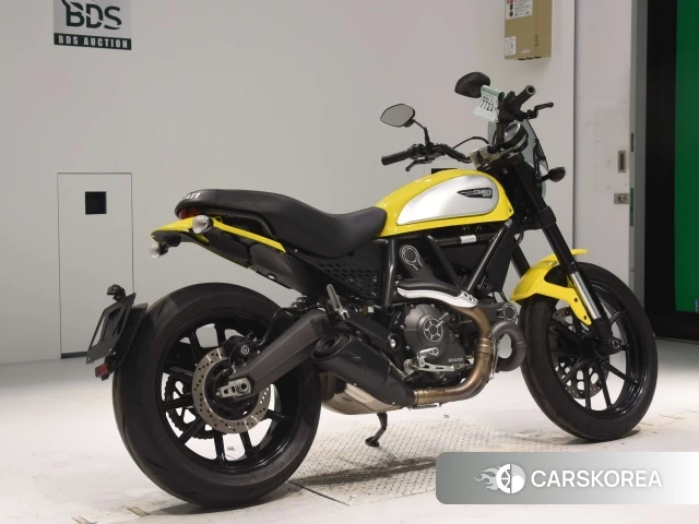 Проданный Ducati SCRAMBLER ICON 2015 из Японии
