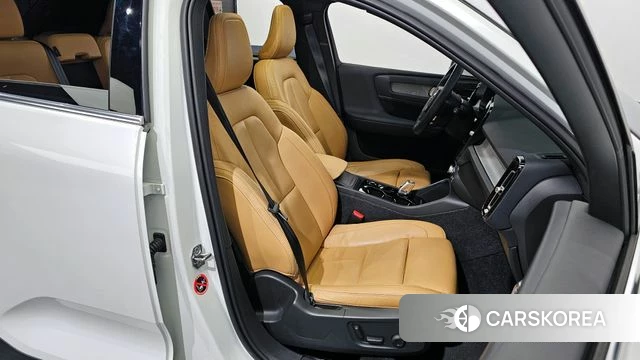 Volvo XC40 id 4283590 из Кореи 18
