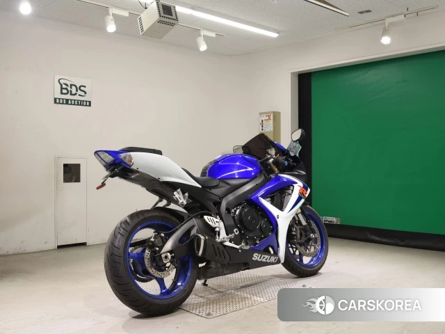 Проданный Suzuki GSX-R600 2015 из Японии, фото 2