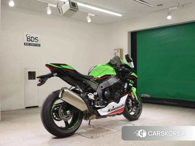 Проданный Kawasaki ZX-10R NINJA ABS 2023 из Японии, фото 2