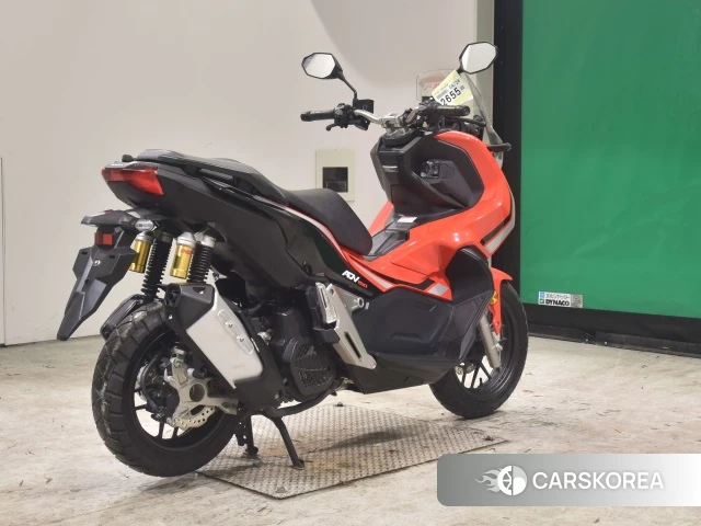 Проданный Honda ADV150 2019 из Японии