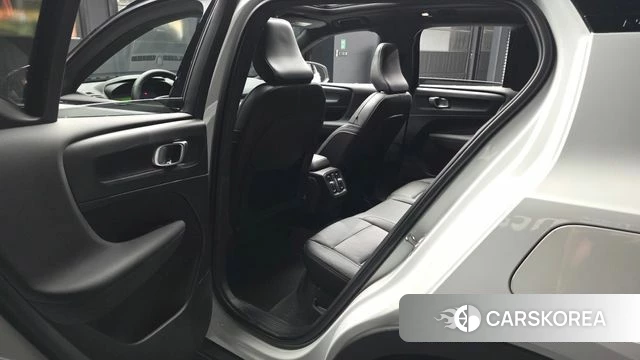 Volvo XC40 Richards id 4608945 из Кореи 18
