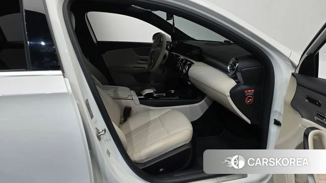 Mercedes-Benz A-Class W177 id 4561371 из Кореи 18