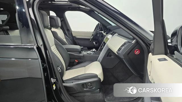Land Rover Discovery 5 id 4641827 из Кореи 18
