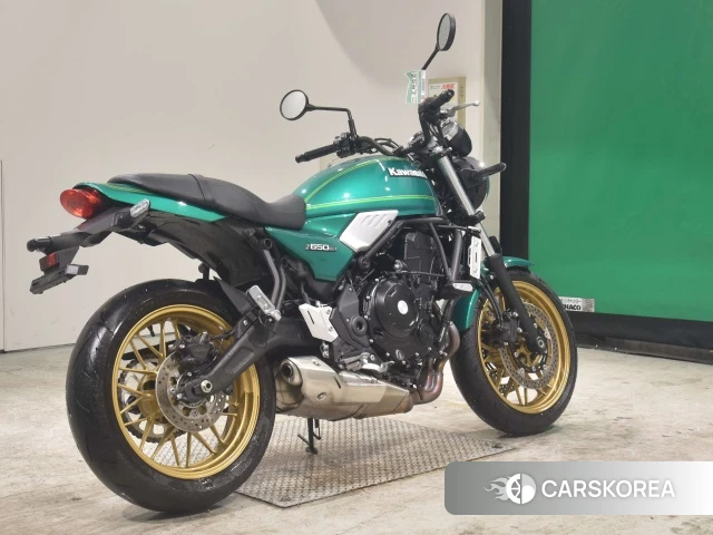 Проданный Kawasaki Z650RS 2023 из Японии, фото 2