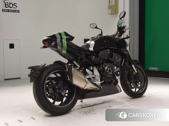 Проданный Honda CB1000R 2018 из Японии, фото 2