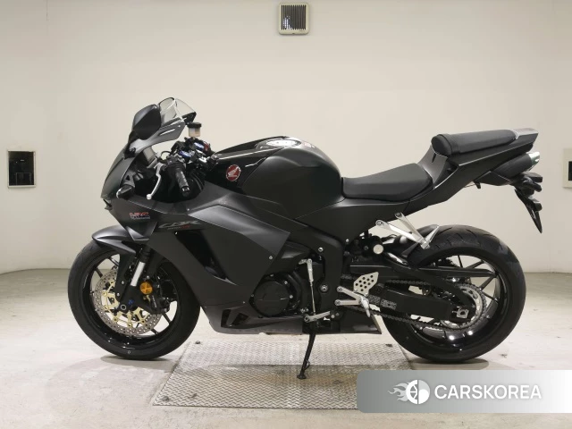 Проданный Honda CBR600RR id 4184290 из Японии, фото 18