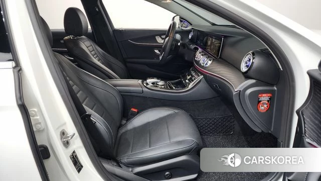 Mercedes-Benz E-Class W213 id 4543412 из Кореи 18