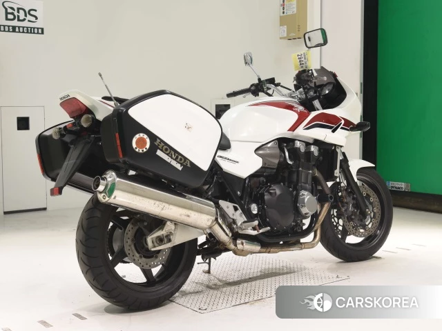 Проданный Honda CB1300ST 2010 из Японии