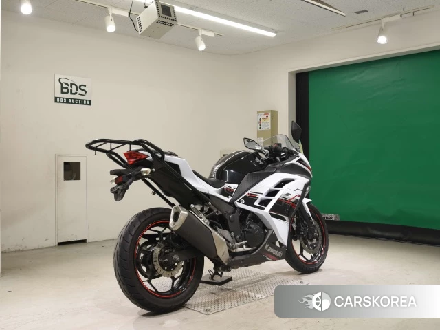 Проданный Kawasaki NINJA 250 ABS 2014 из Японии, фото 2