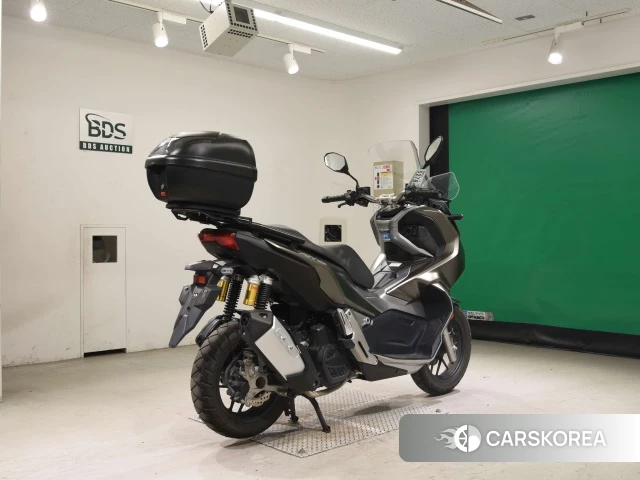 Проданный Honda ADV150 2019 из Японии, фото 2