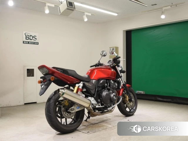 Проданный Honda CB400SF 2017 из Японии, фото 2