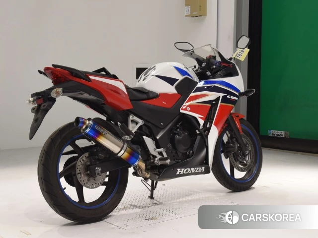 Проданный Honda CBR250R ABS 2016 из Японии, фото 2