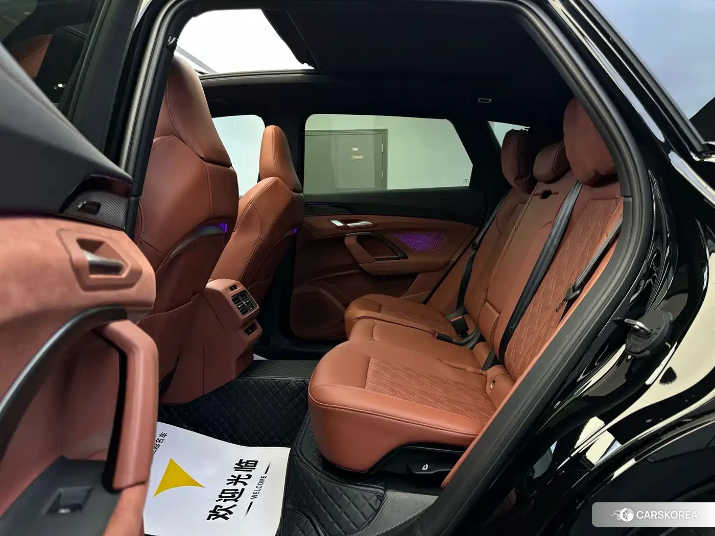 Audi Q5L id 4514207 из Китая 18