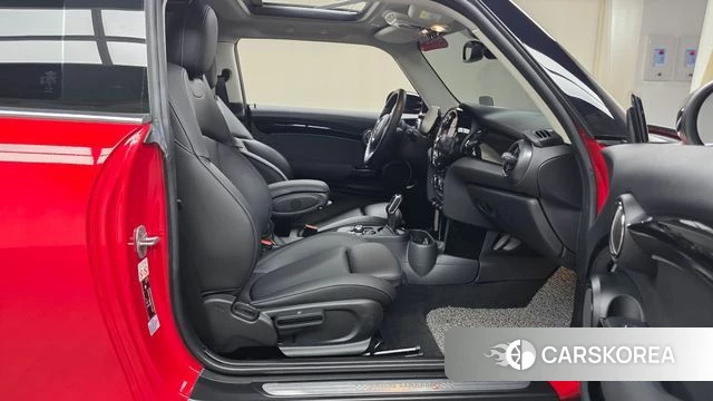 Mini Cooper S id 4651153 из Кореи 18