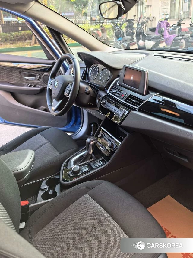 BMW 2 series station wagon id 4254400 из Китая 18