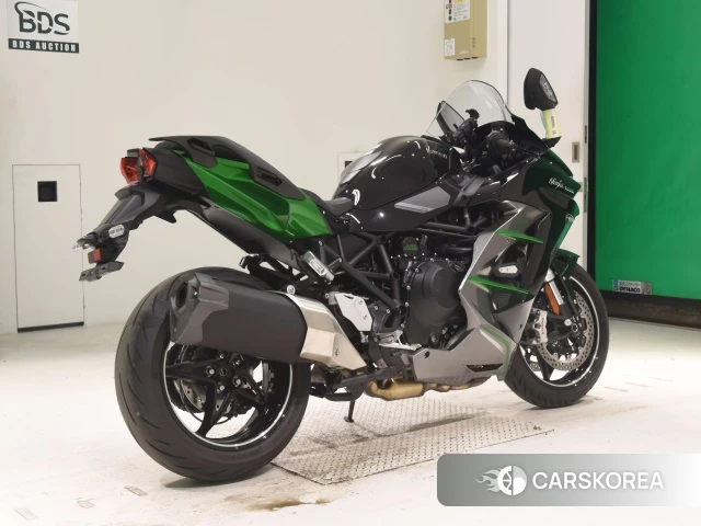 Проданный Kawasaki NINJA H2 SX SE 2024 из Японии, фото 2